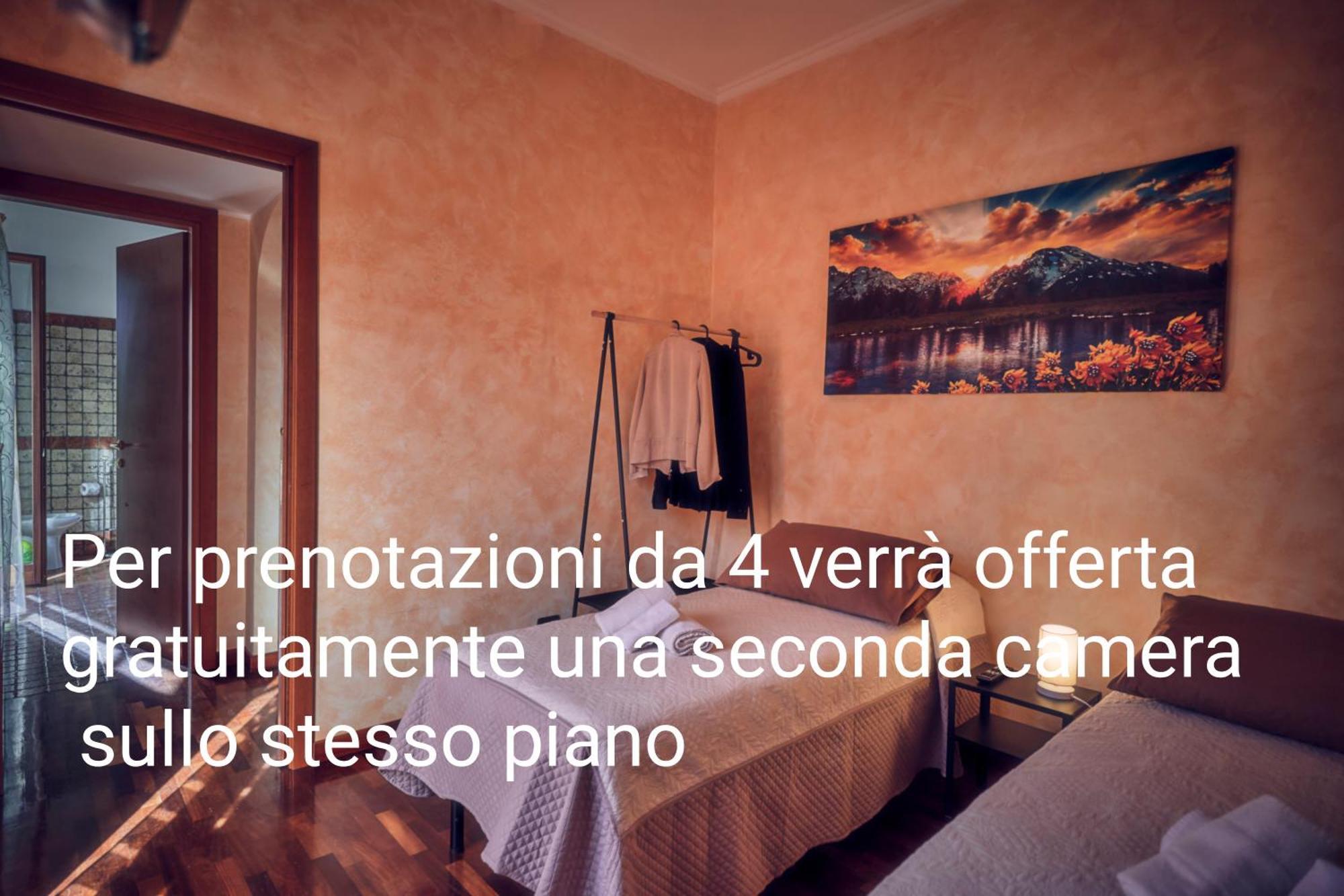 Travelershome Ciampino Suite Bagian luar foto