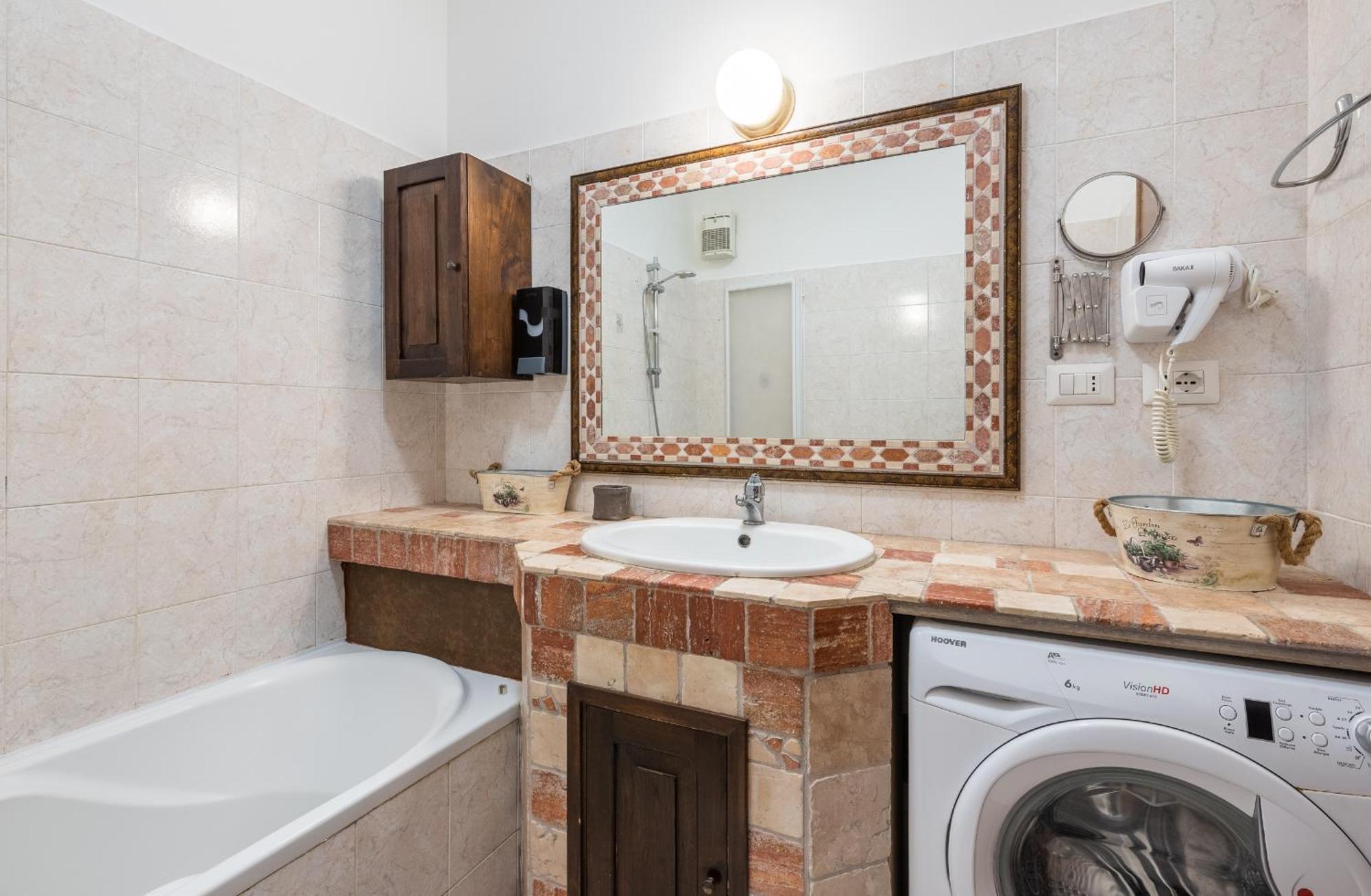 Travelershome Ciampino Suite Bagian luar foto